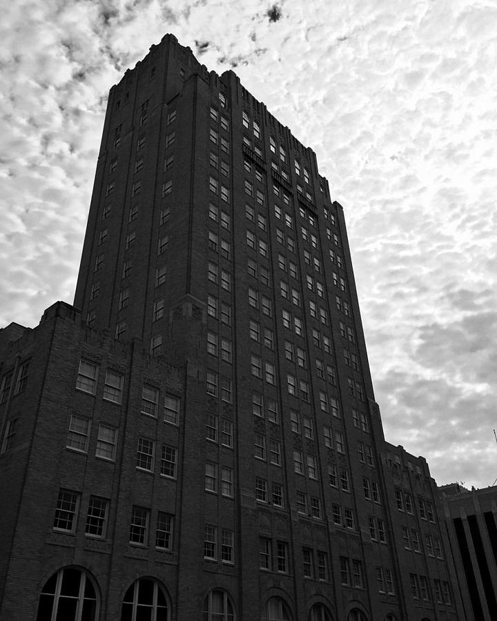 Black And White Photograph - Abilene Highrise by Glen McGraw