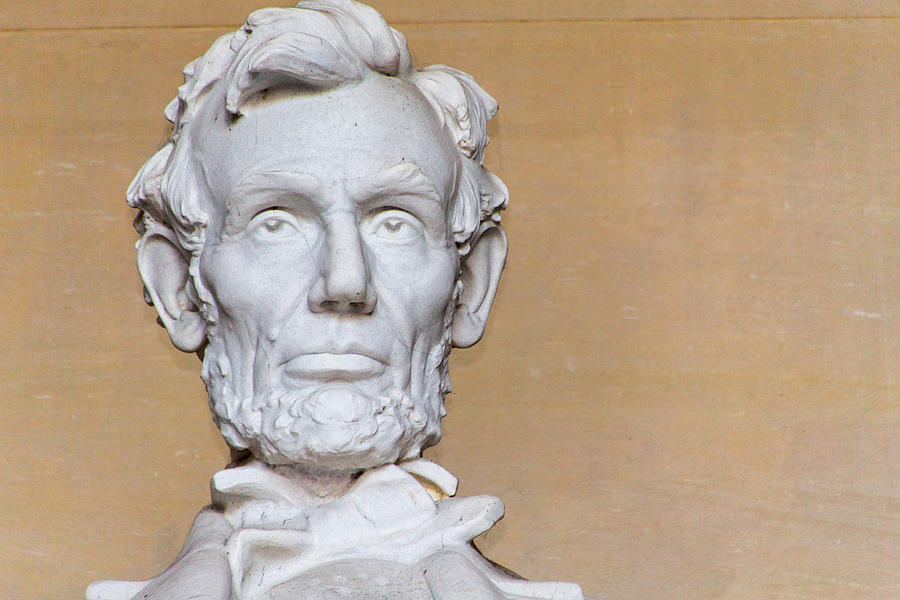 Abraham Lincoln Statue Head Photograph by SR Green