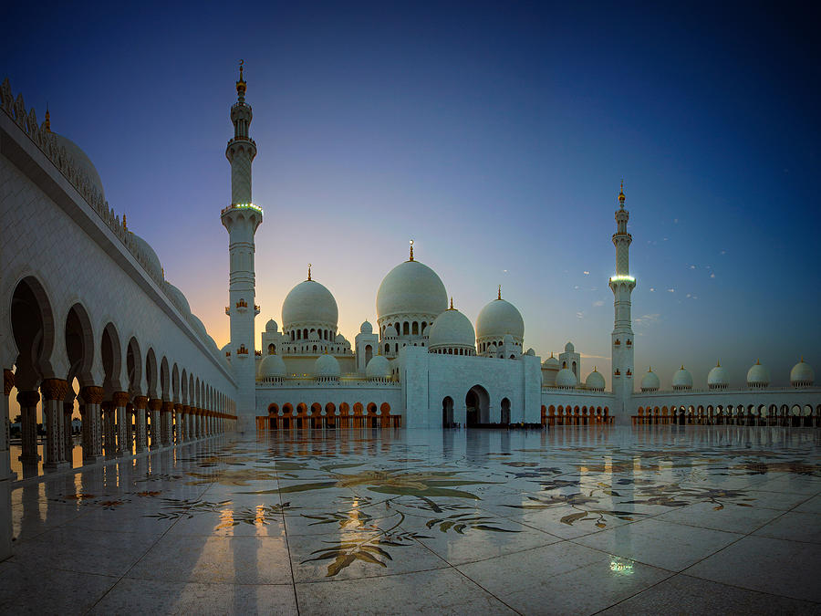 Abu Dhabi Grand Mosque Photograph