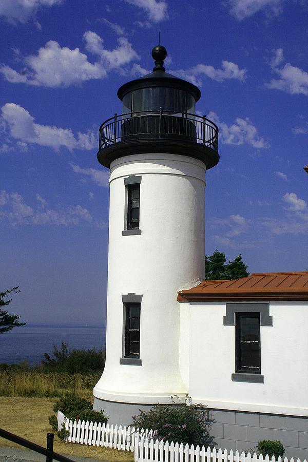 Admiralty Head Lighthouse LI2024B Photograph by Mary Gaines