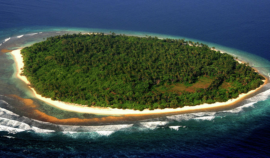 Aerial View of Deserted Maldivian Island Photograph by Jenny Rainbow