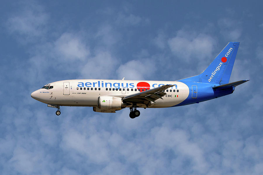 Aerlingus Photograph - Aerlingus Boeing 737-500 by Smart Aviation