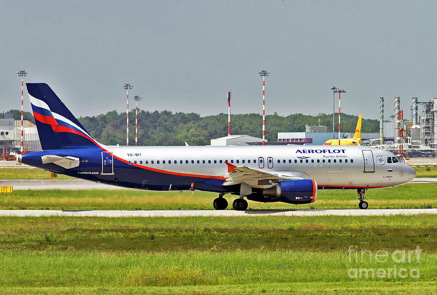 Aeroflot Airbus A320 Photograph by Amos Dor Aeroflot Airbus A320 Photograph by Amos Dor