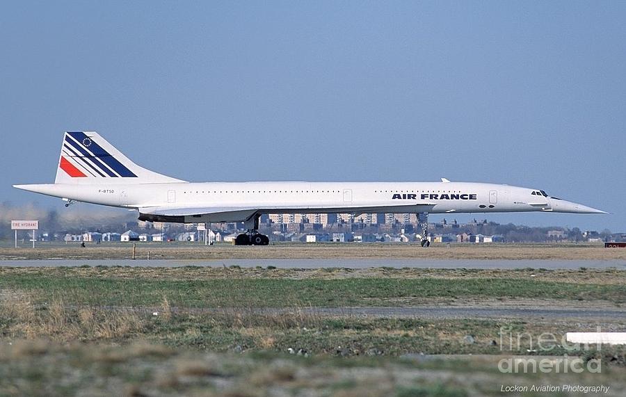 Aerospatiale British Aircraft Corporation Concorde Air France Photograph by Vintage Collectables