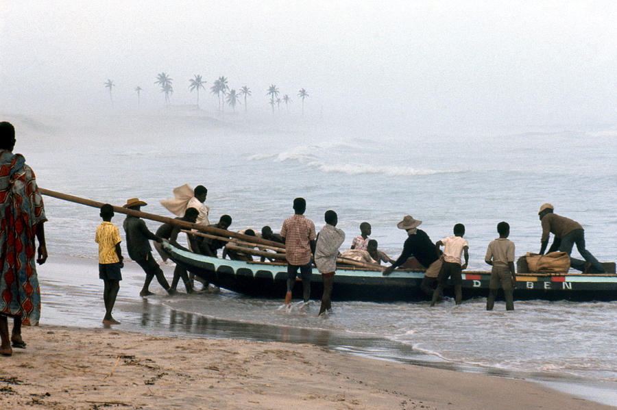 African Fishermen 1971 Photograph by Erik Falkensteen