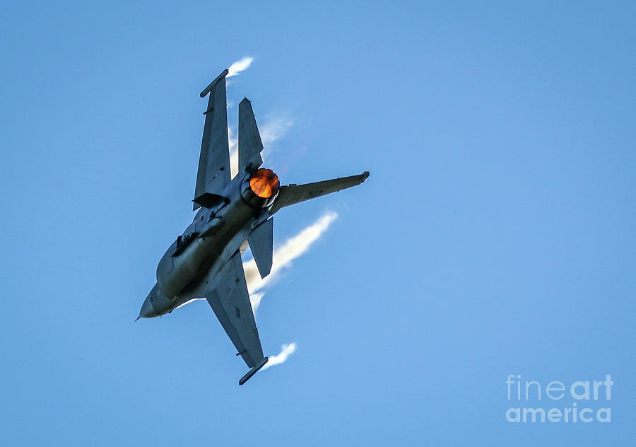 Afterburner Turn Photograph by Tom Claud
