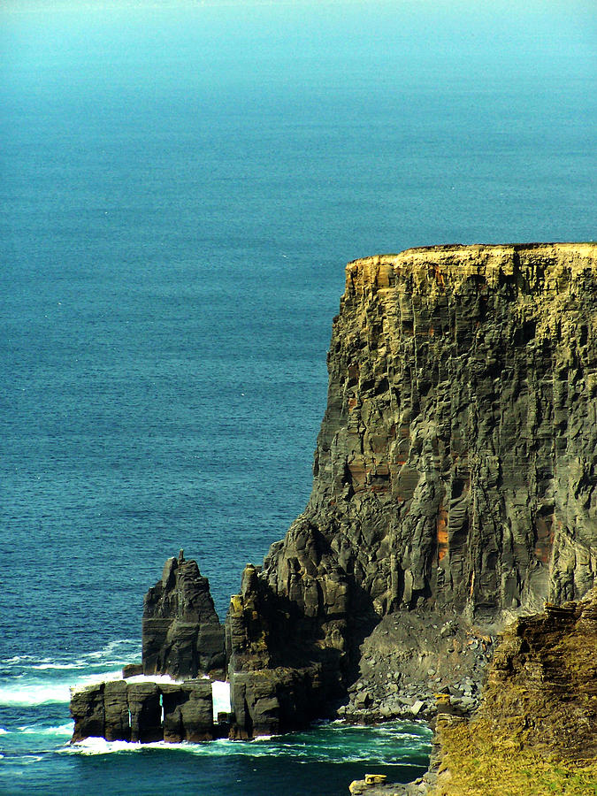 Landmark Photograph - Aill Na Searrach Cliffs of Moher Ireland by Teresa Mucha