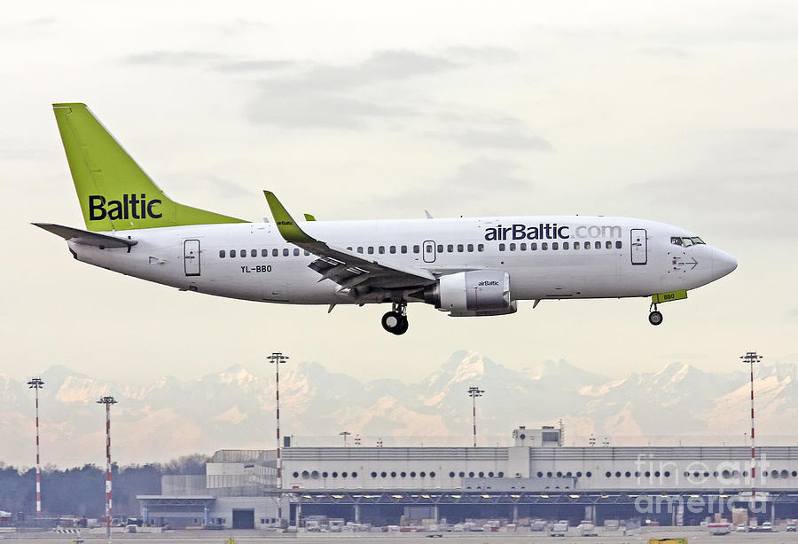Air Baltic Boeing 737-300 Photograph by Amos Dor