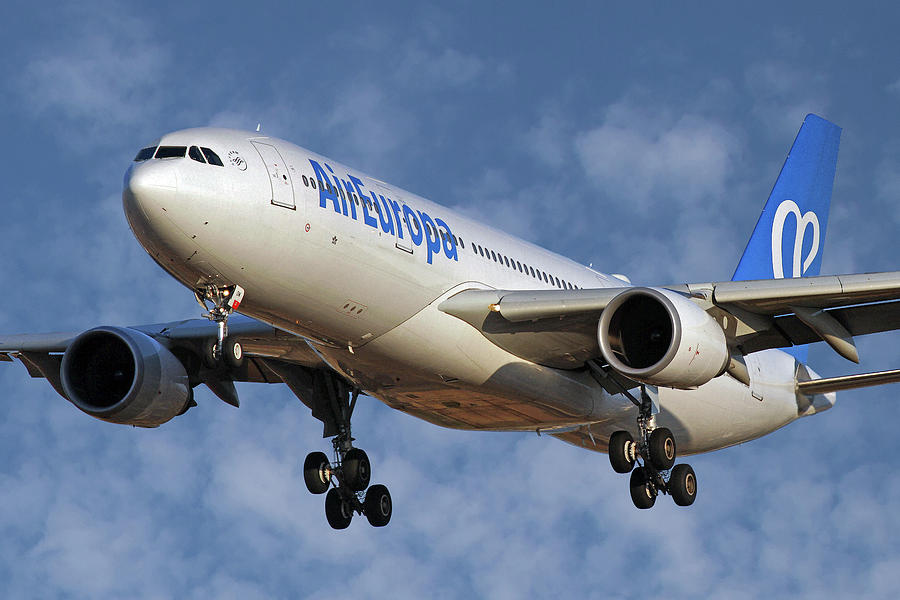Air Europa Photograph - Air Europa Airbus A330-202 1 by Smart Aviation Air Europa Photograph - Air Europa Airbus A330-202 1 by Smart Aviation