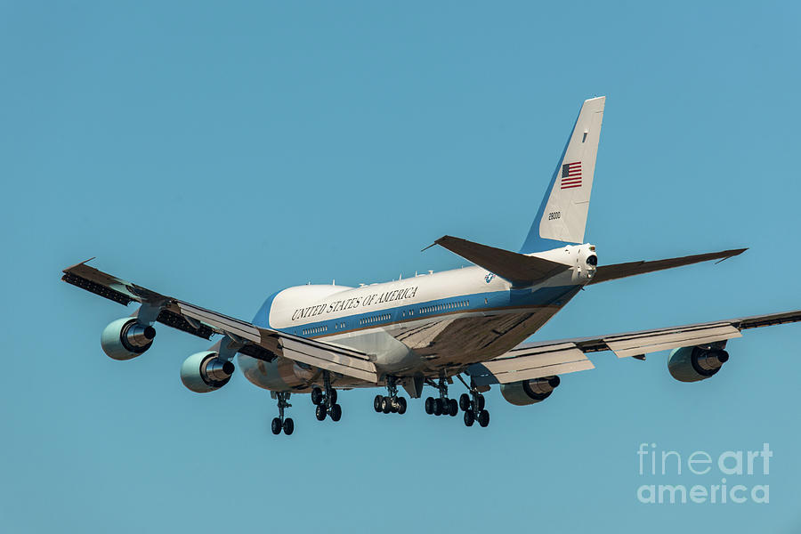 Air Force One On Final Approach Into Charleston South Carolina Photograph