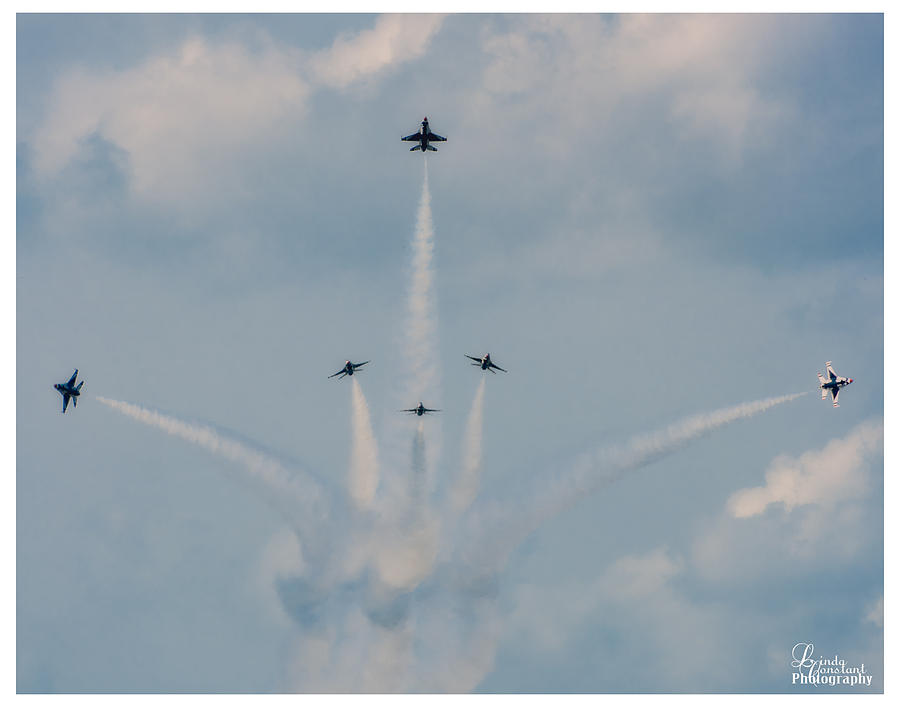 Air Force Thunderbirds Photograph by Linda Constant