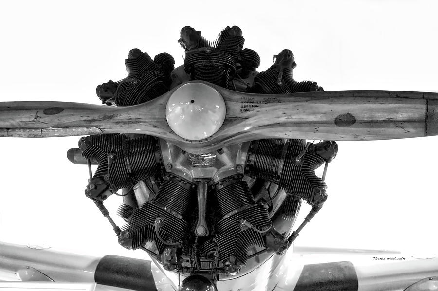 Airplane Mixed Media - Airplane Wooden Propeller And Engine Timm N2T-1 Tutor BW by Thomas Woolworth