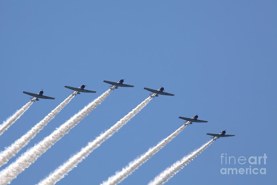 Airplanes Preforming Precision Aerial Maneuvers Photograph by Anthony Totah