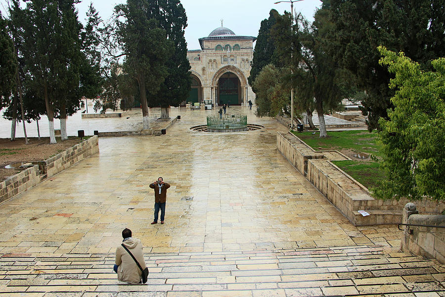 Al Aqsa Smile Photograph by Munir Alawi