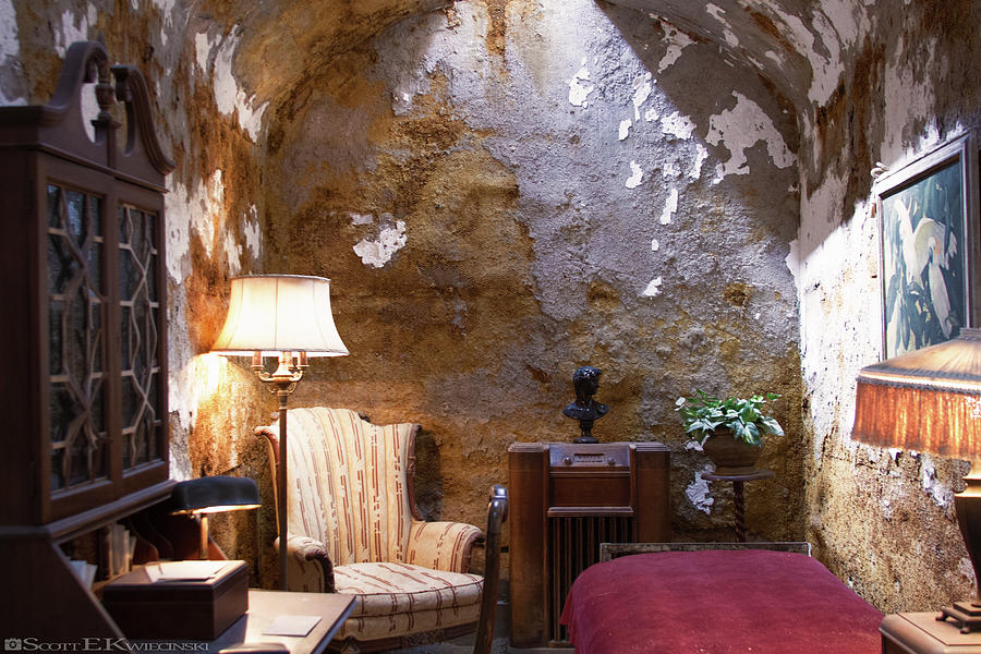 Al Capones Jail Cell At Eastern State Penitentiary Photograph