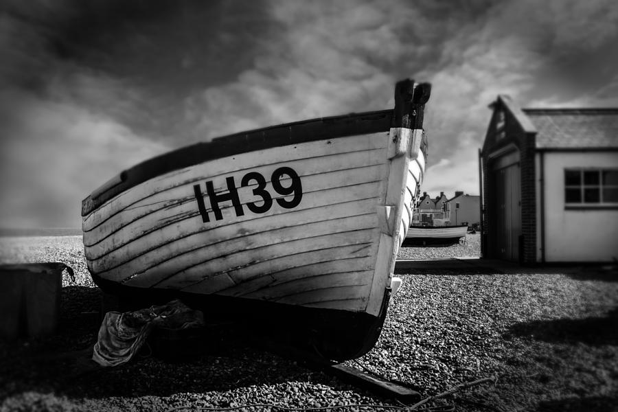 Beach Photograph - Aldeburgh Fishing Boats by Martin Newman