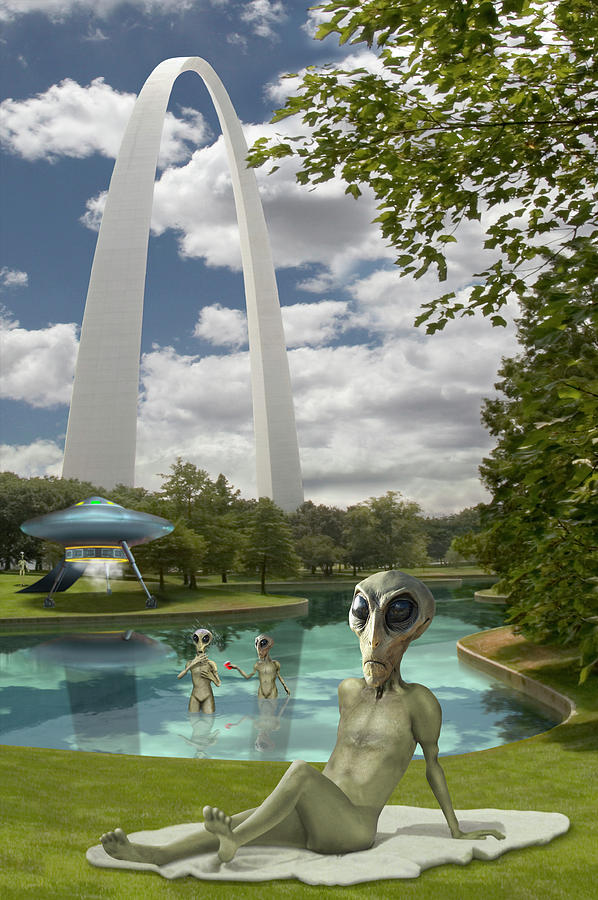 Alien Vacation - St. Louis Photograph by Mike McGlothlen