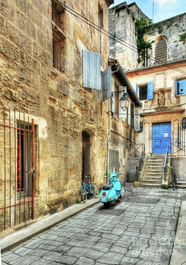 Alley In Arles Photograph by Mel Steinhauer