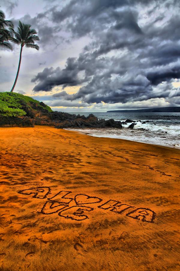 Aloha Maluaka Photograph by DJ Florek
