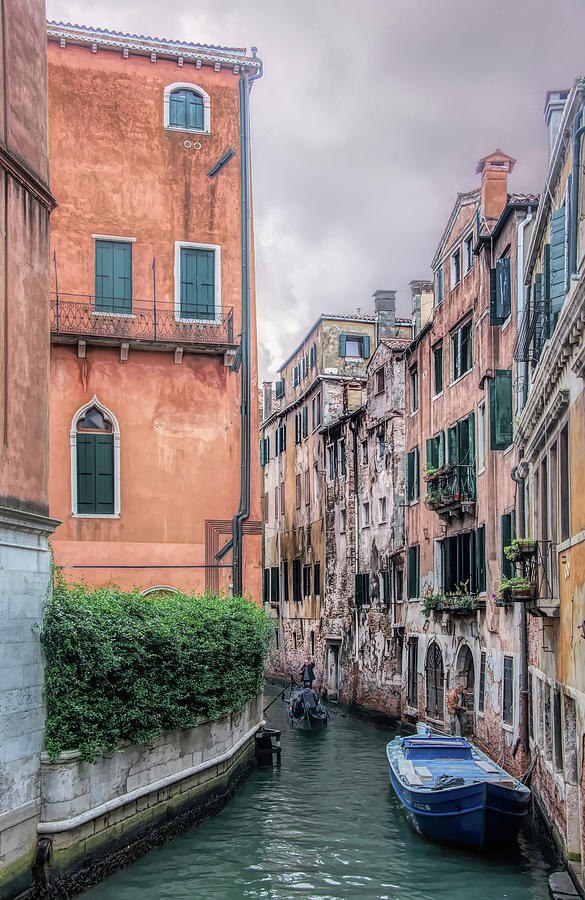 Along The Venice Canal Photograph by Gary Slawsky