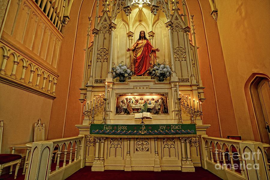 Altar in Historic Trinity Lutheran Church Photograph by Igor Aleynikov