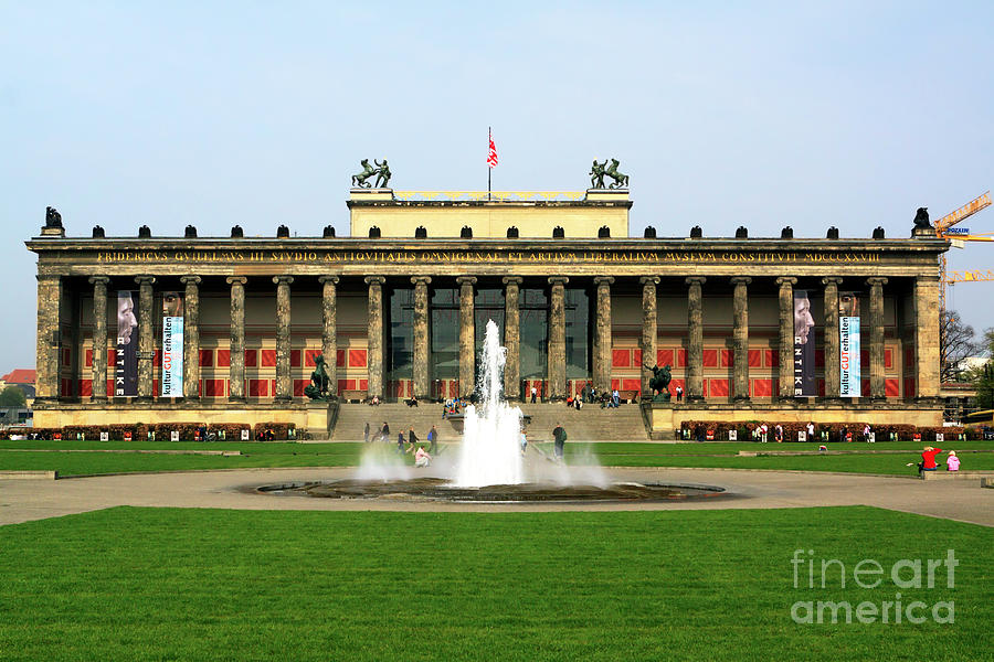 Architecture Photograph - Altes Museum in Berlin by John Rizzuto