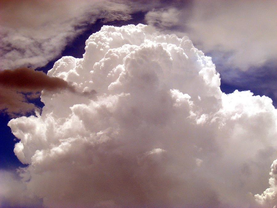 Nature Photograph - Amazing Cloud by Mitch Hino