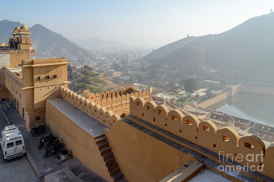 Amer Fort 02 Photograph by Werner Padarin
