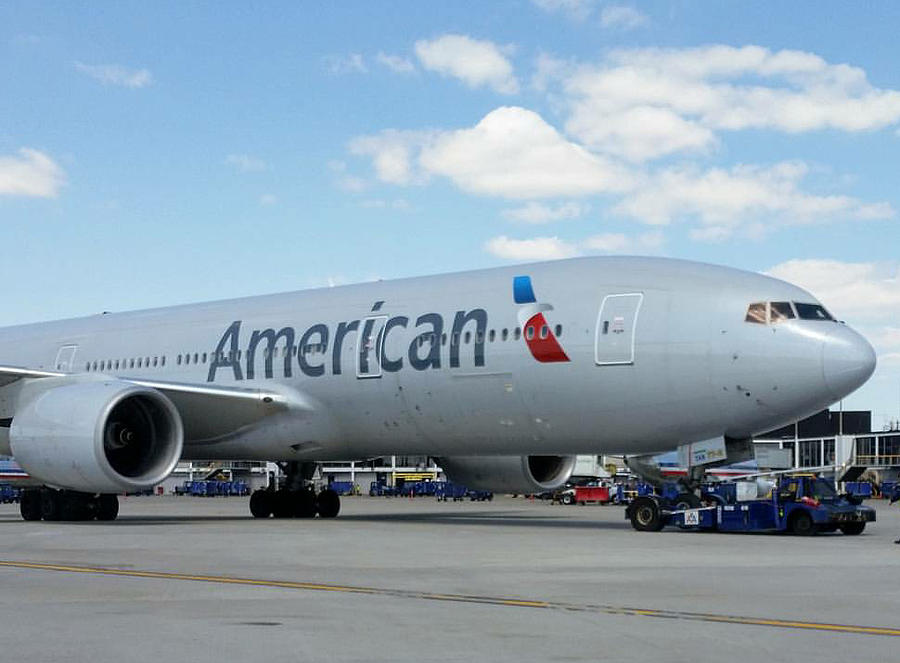 American Airlines B777 Photograph By Thomas Beam - Fine Art America