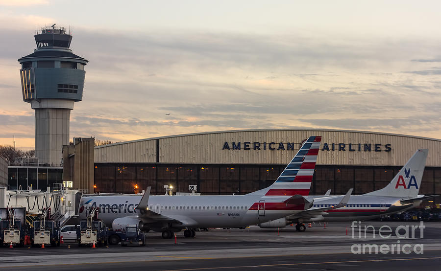 American Airlines Terminal At Laguardia Airport Photograph by David