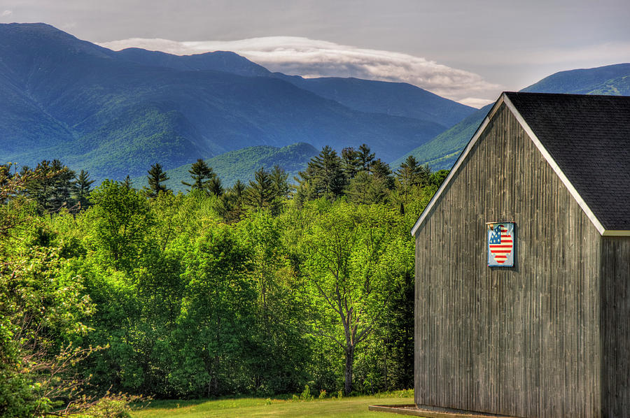 Americana Barn And Flag - Sugar Hill, Nh Photograph