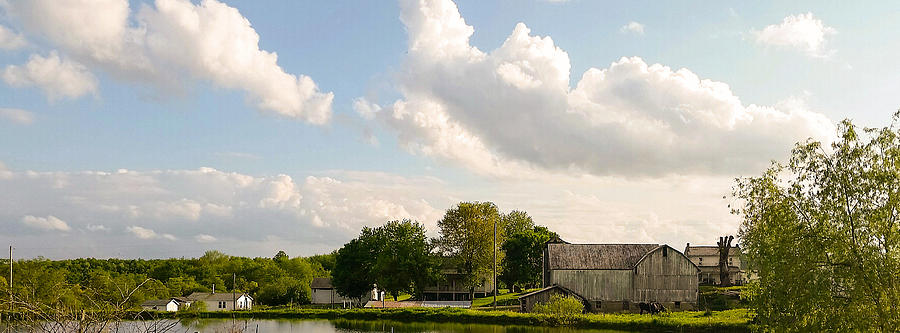 Barn Photograph - Amish Farm by Kimberly  W