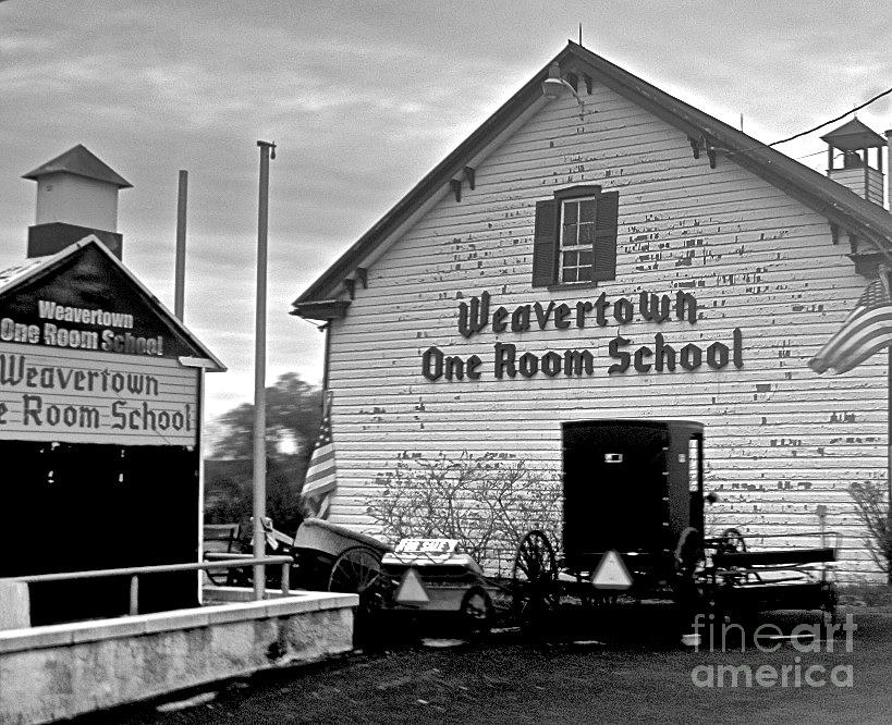 Amish School House Photograph by Tracy Rice Frame Of Mind
