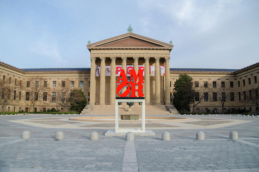 Amor - The Philadelphia Museum of Art Photograph by Bill Cannon