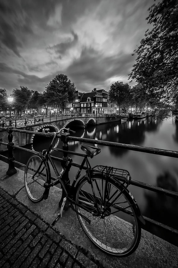 Architecture Photograph - AMSTERDAM Evening impression from Brouwersgracht - Monochrome by Melanie Viola
