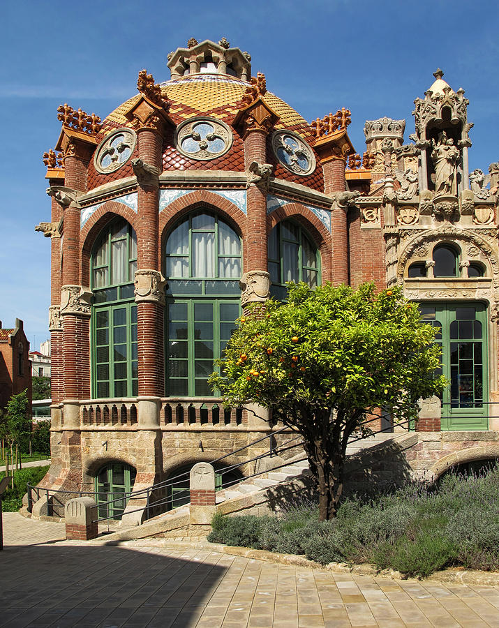 An Amazing building at Sant Pau Barcelona Photograph by Dave Mills