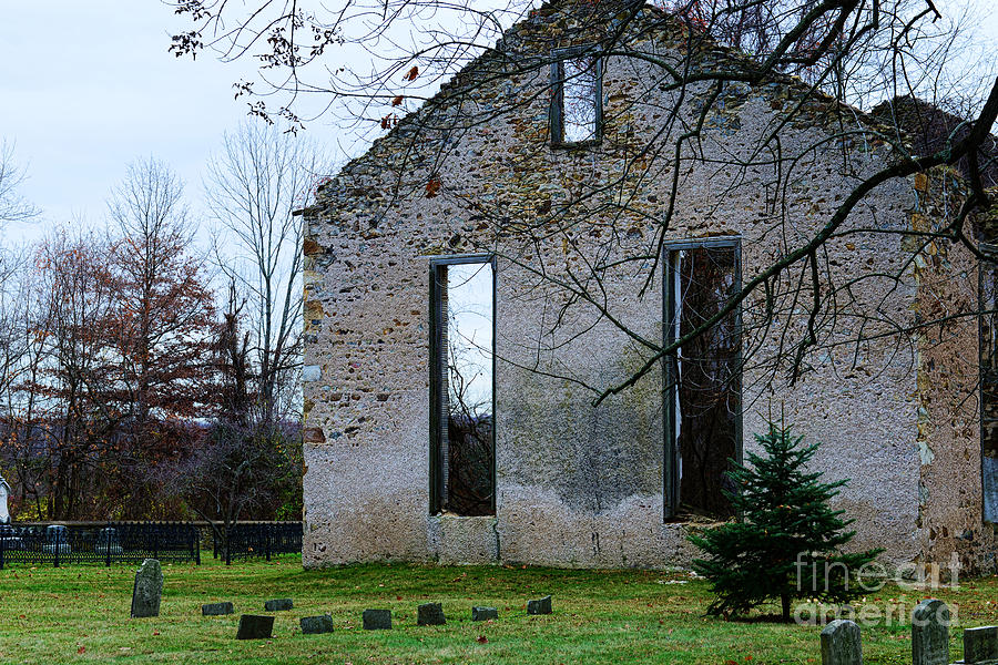 An Old Abandoned Church Photograph by Paul Ward