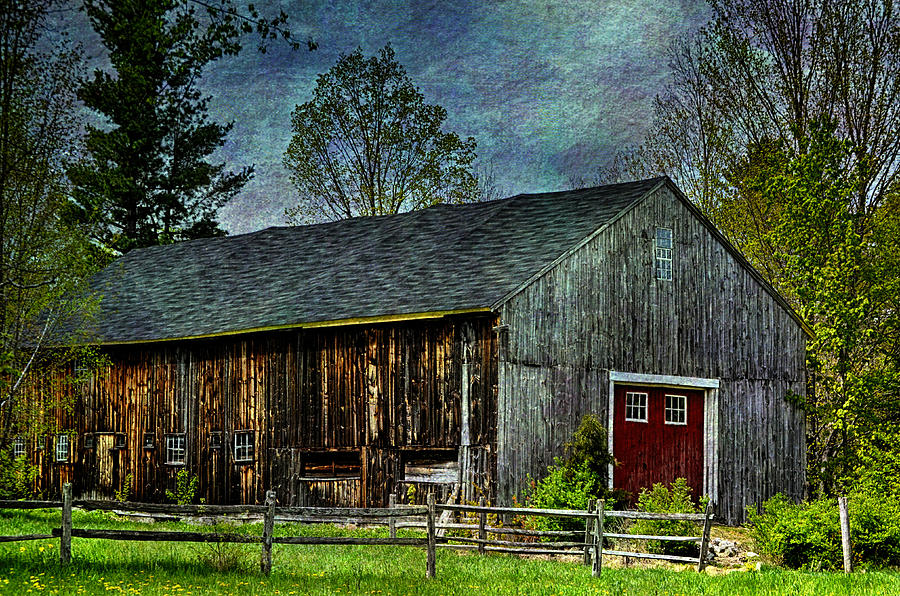 An Old Townsend Farm Photograph by Tricia Marchlik