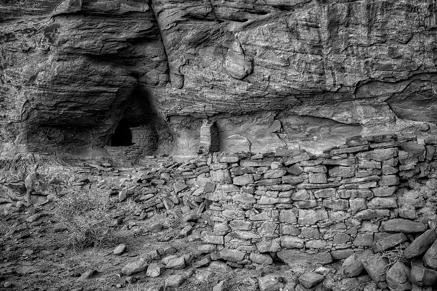 Ancient Ruins Mystery Valley Colorado Plateau Arizona 02 BW Photograph by Thomas Woolworth
