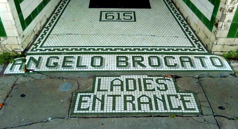 Angelo Brocato Ladies Entrance In The French Quarter Of New Orleans Photograph