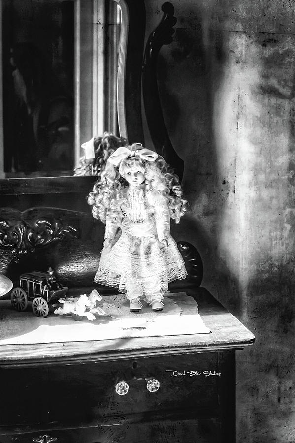 old creepy black and white photography