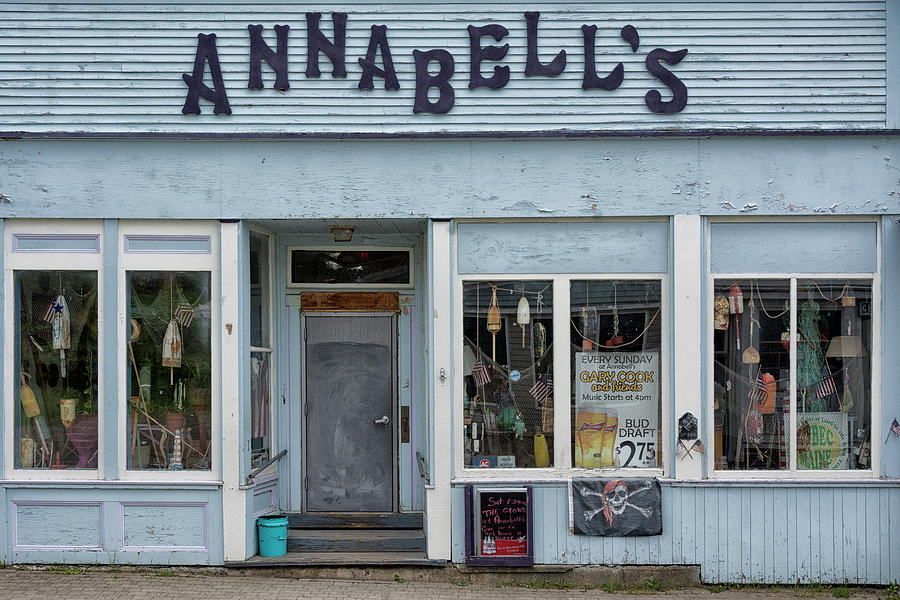Annabells Photograph by Robert Fawcett