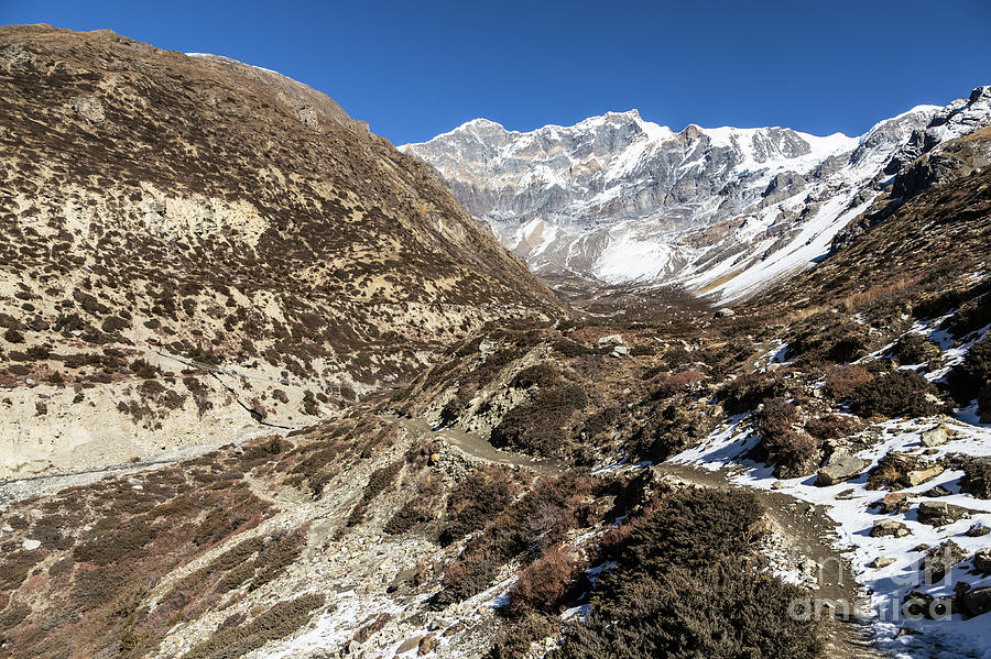 Annapurna circuit trekking path in Nepal Photograph by Didier Marti