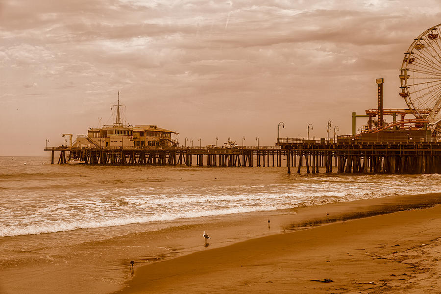 Another great day at the seashore - Santa Monica Photograph by Gene Parks