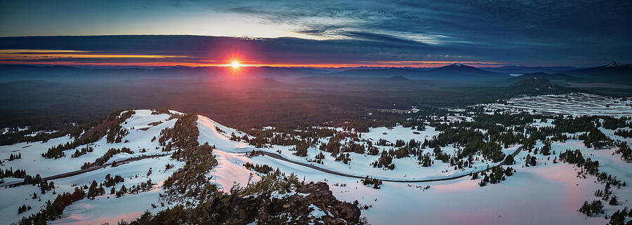 Another sunset at Crater Lake Photograph by William Lee