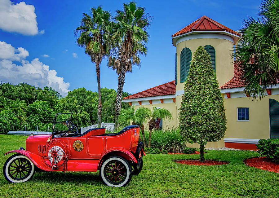 Antique 1925 Ford Model T Touring Fire Truck