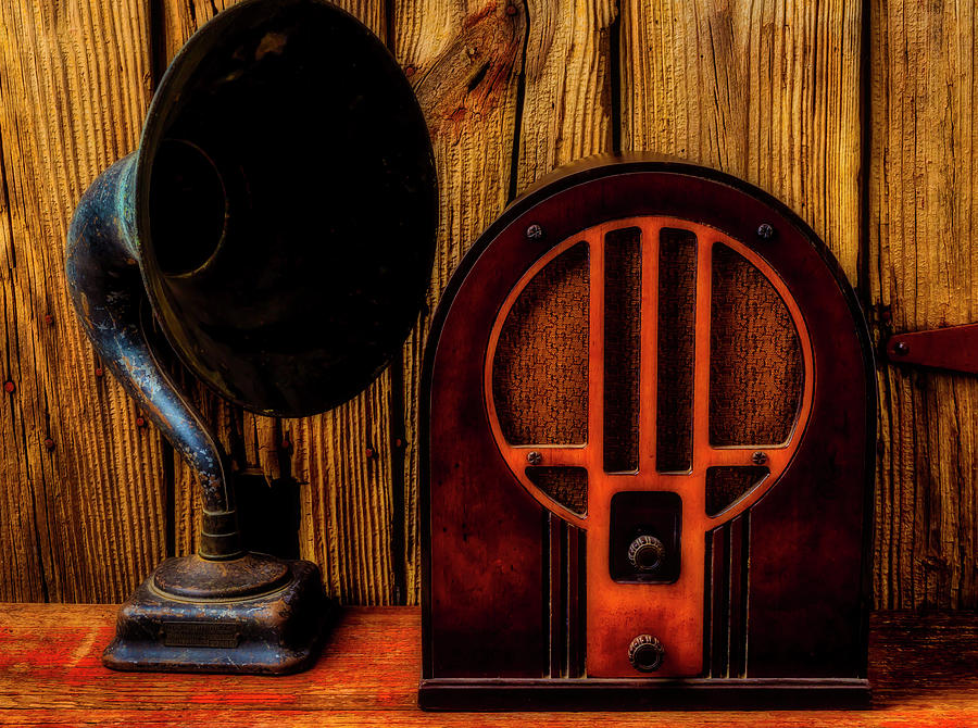 Antique Radio And Speaker Photograph by Garry Gay