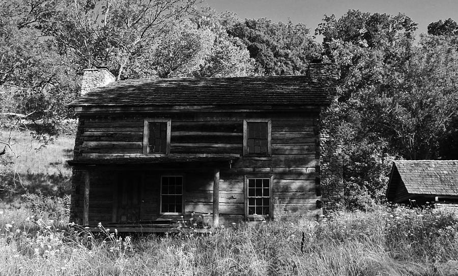 Appalachian Rowe Settlers Cabin Photograph By Peggy Leyva Conley | Fine ...