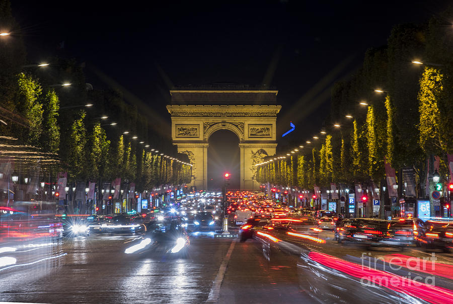 Paris Photograph - Arc de Triomphe by Juli Scalzi