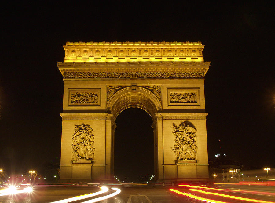 Arc de Triomphe Photograph by Mark Currier